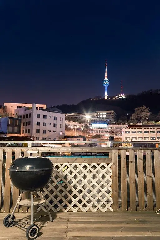 Guest house Zaza Backpackers Hostel Seoul