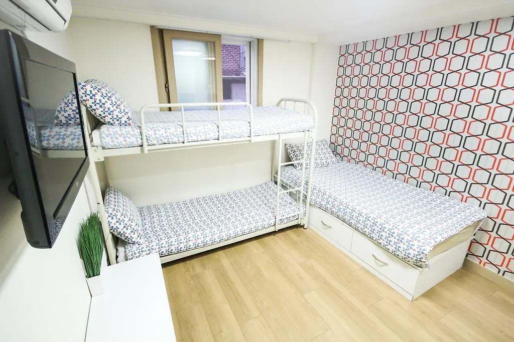 Zaza Backpackers Hostel Seoul 2*,  South Korea