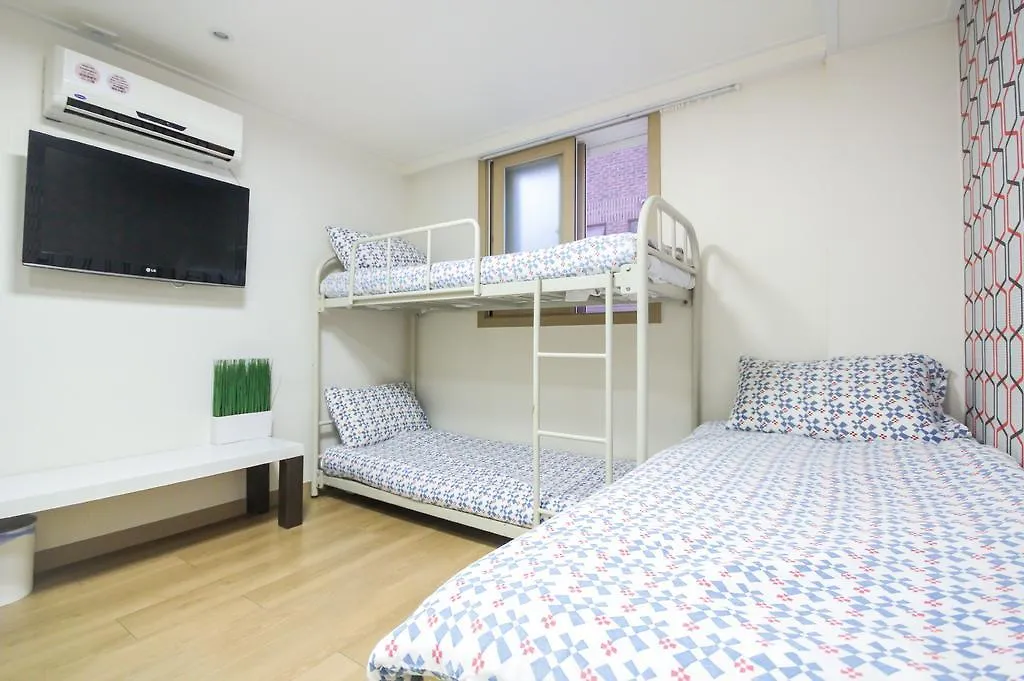 Zaza Backpackers Hostel Seoul Guest house