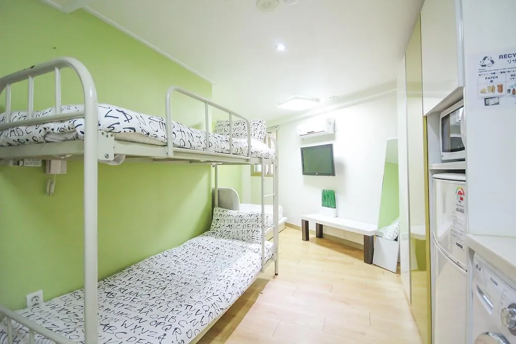 Zaza Backpackers Hostel Seoul 2*,  South Korea