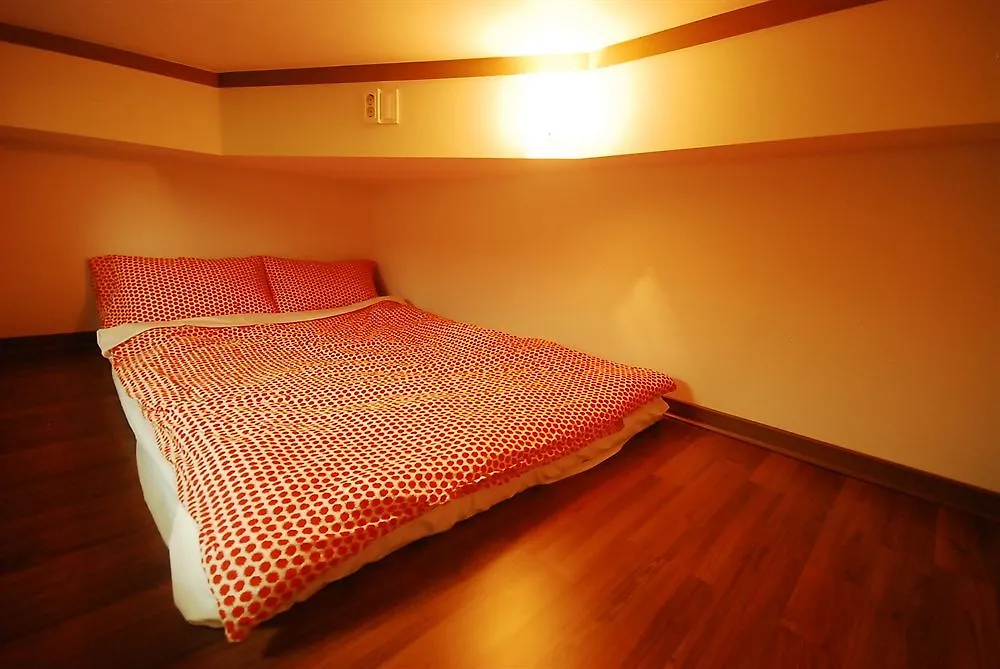 Zaza Backpackers Hostel Seoul