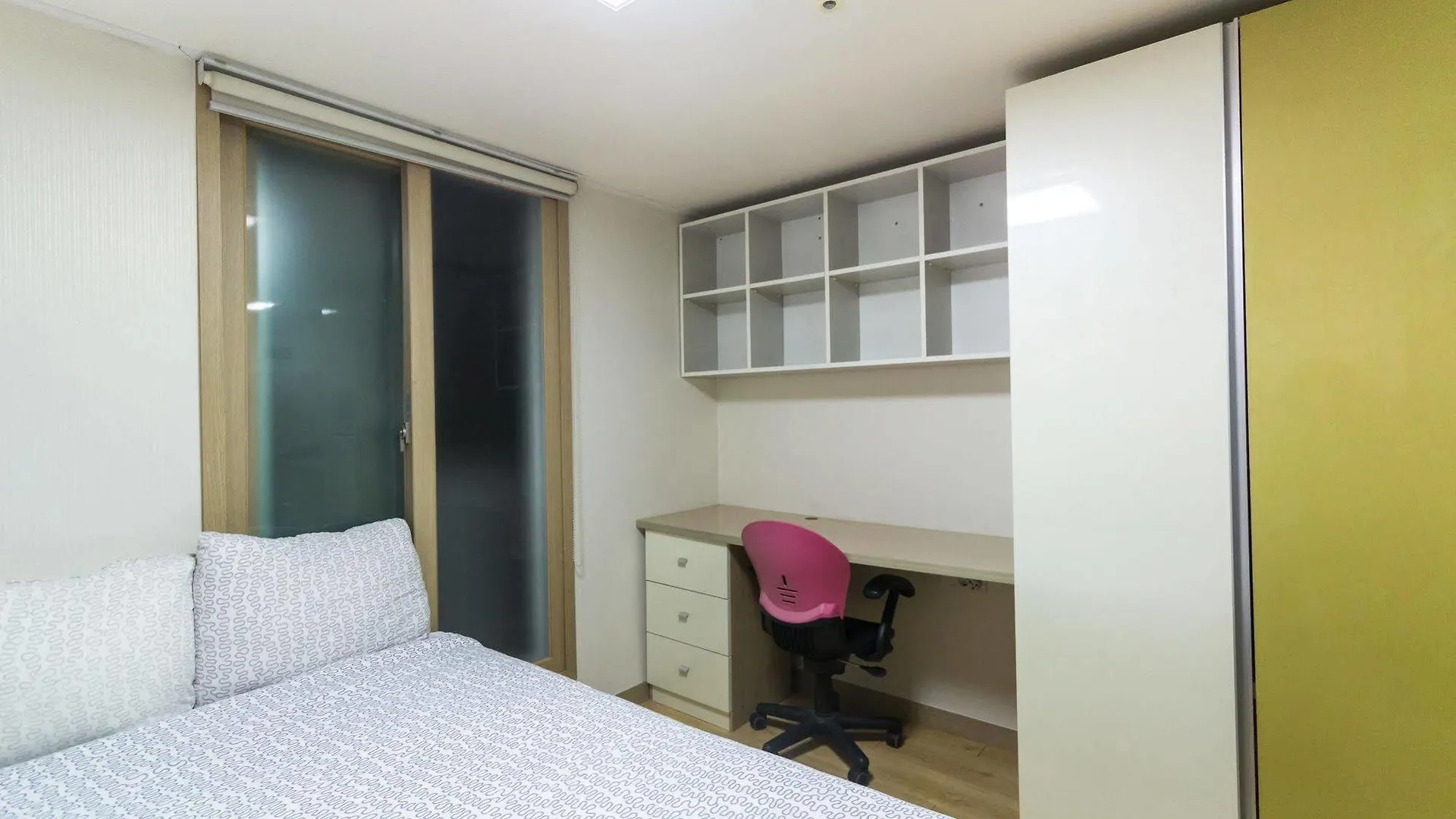 Zaza Backpackers Hostel Seoul 2*,